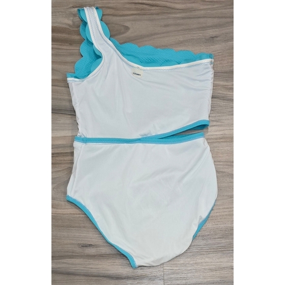 Girls Old Navy One-Piece Swimsuit - Barrier Reef Scalloped Design Size 10 - 12 - Picture 6 of 8